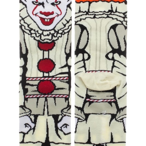 Awesome Pennywise socks One Size fits most NWT Unisex - Picture 3 of 3